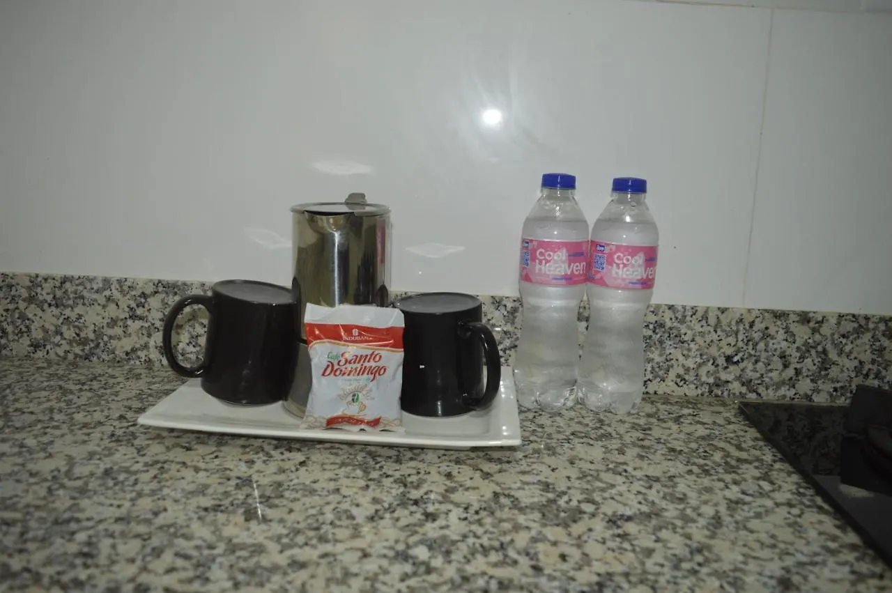 Apartamento Amueblado Caribe, Santo Domingo A 10 Minutos Del Aeropuerto Internacional De Las Americas 0*,  República Dominicana